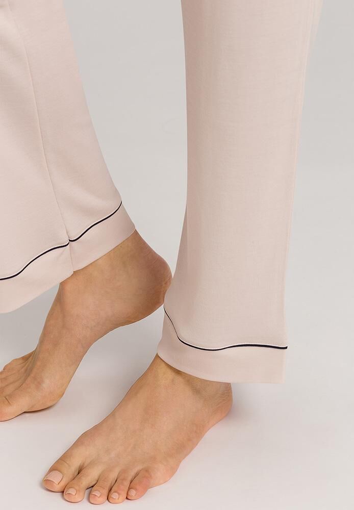 HANRO_B_071809_077966_6 Inner Secrets Lingerie