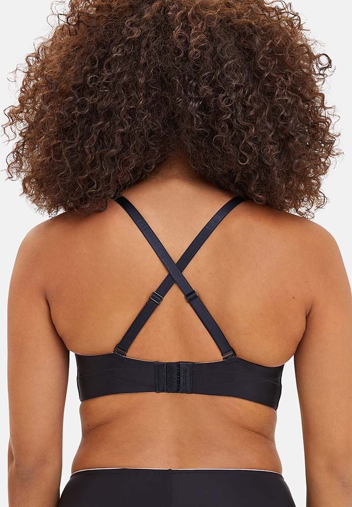 95HAJ27_IQG_6 Inner Secrets Lingerie